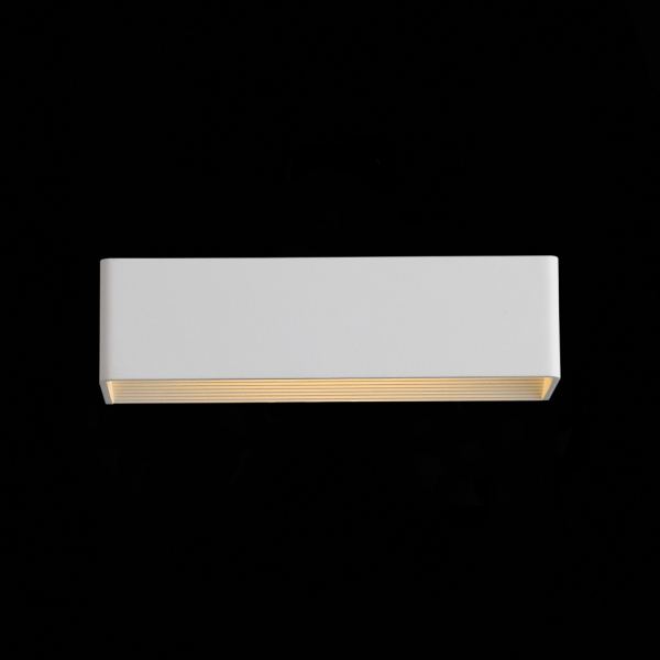 SL455.501.01 Светильник настенный ST-Luce Белый/Белый LED 1*9W
