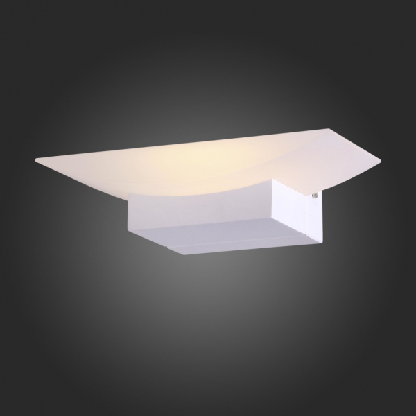 SL581.011.01 Светильник настенный ST-Luce Белый/Белый LED 1*6W